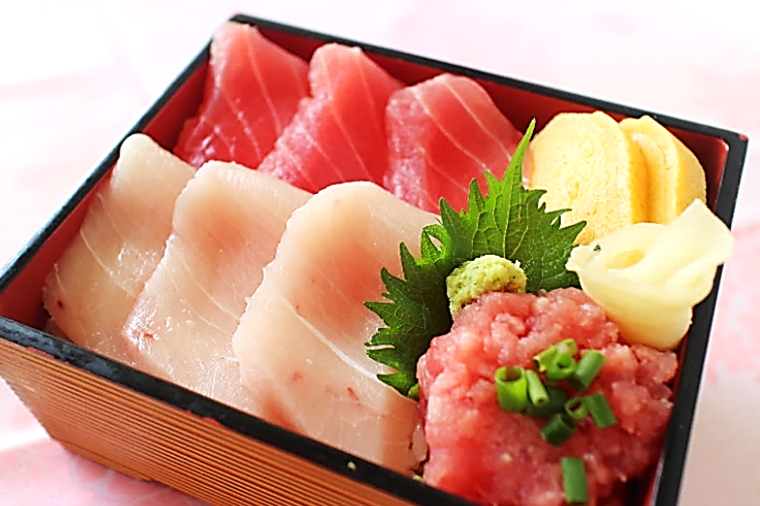 三色マグロ重【NEW】