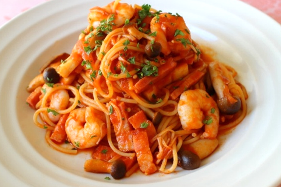 海老ときのこのトマトパスタ【NEW】